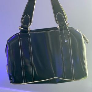 Y2k shoulder bag with a green interior